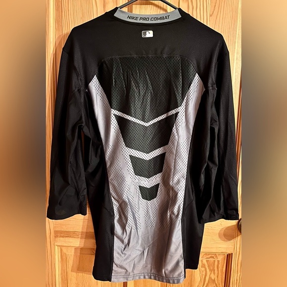 Nike Dri Fit Procombat Men’s SZ M Hypercool Dri Fit Performance Wear Fitted Cool - Picture 10 of 13